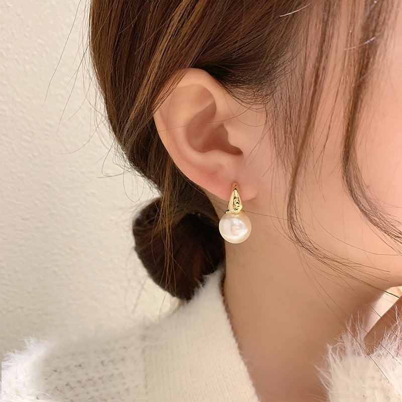 New Simple Celebrity Style Gold Color Pearl Drop Earrings For Woman 2021 Korean Fashion Jewelry Wedding Girl&#39;s Sweet Accessories