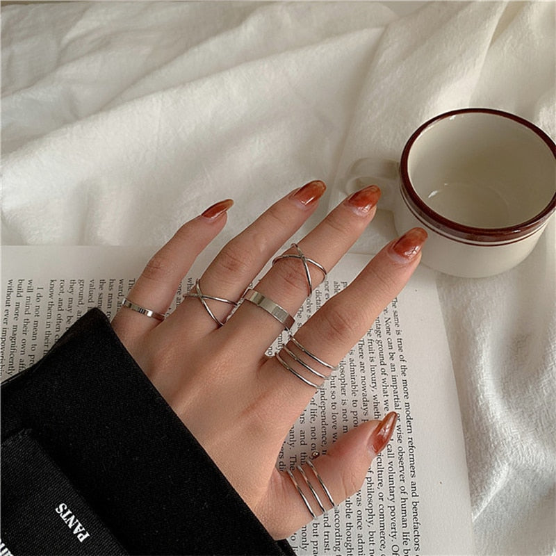 LATS 7pcs Fashion Jewelry Rings Set Hot Selling Metal Hollow Round Opening Women Finger Ring for Girl Lady Party Wedding Gifts