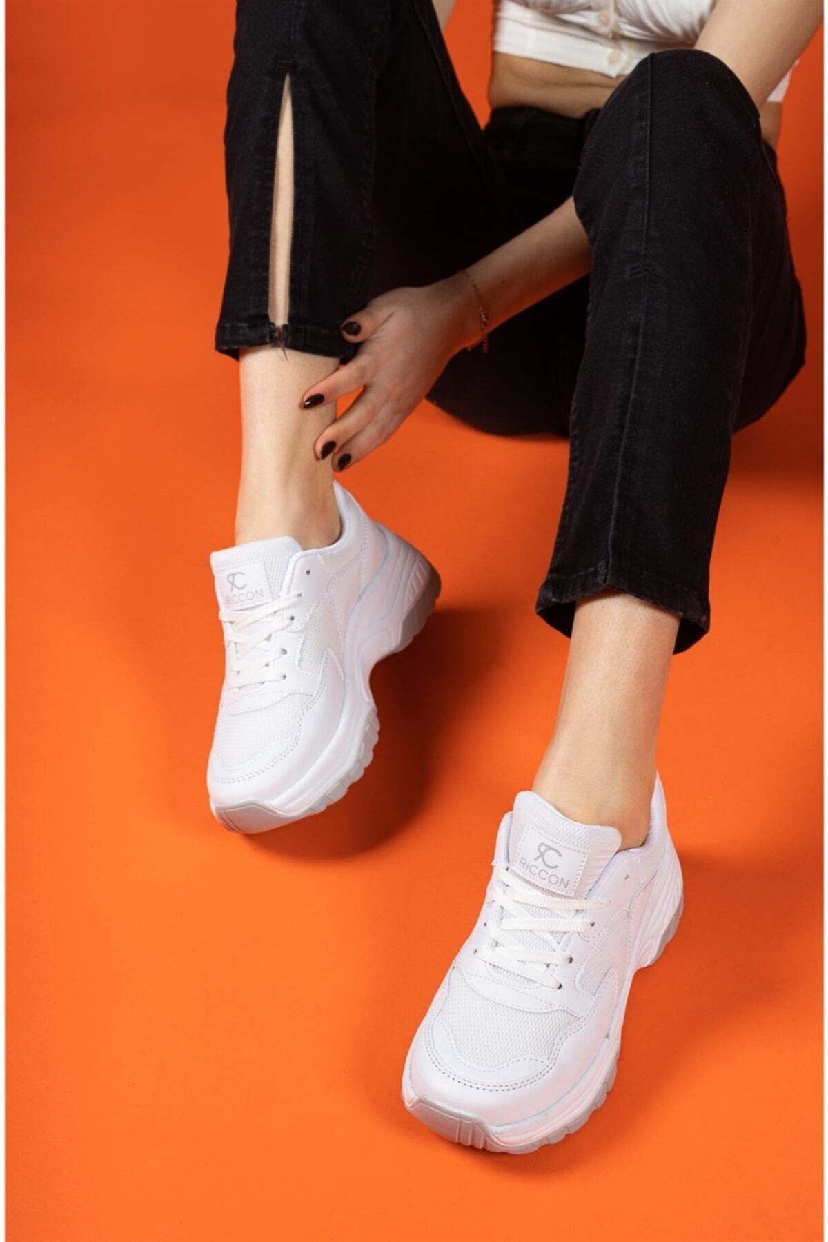 White Woman Sneaker 0012140