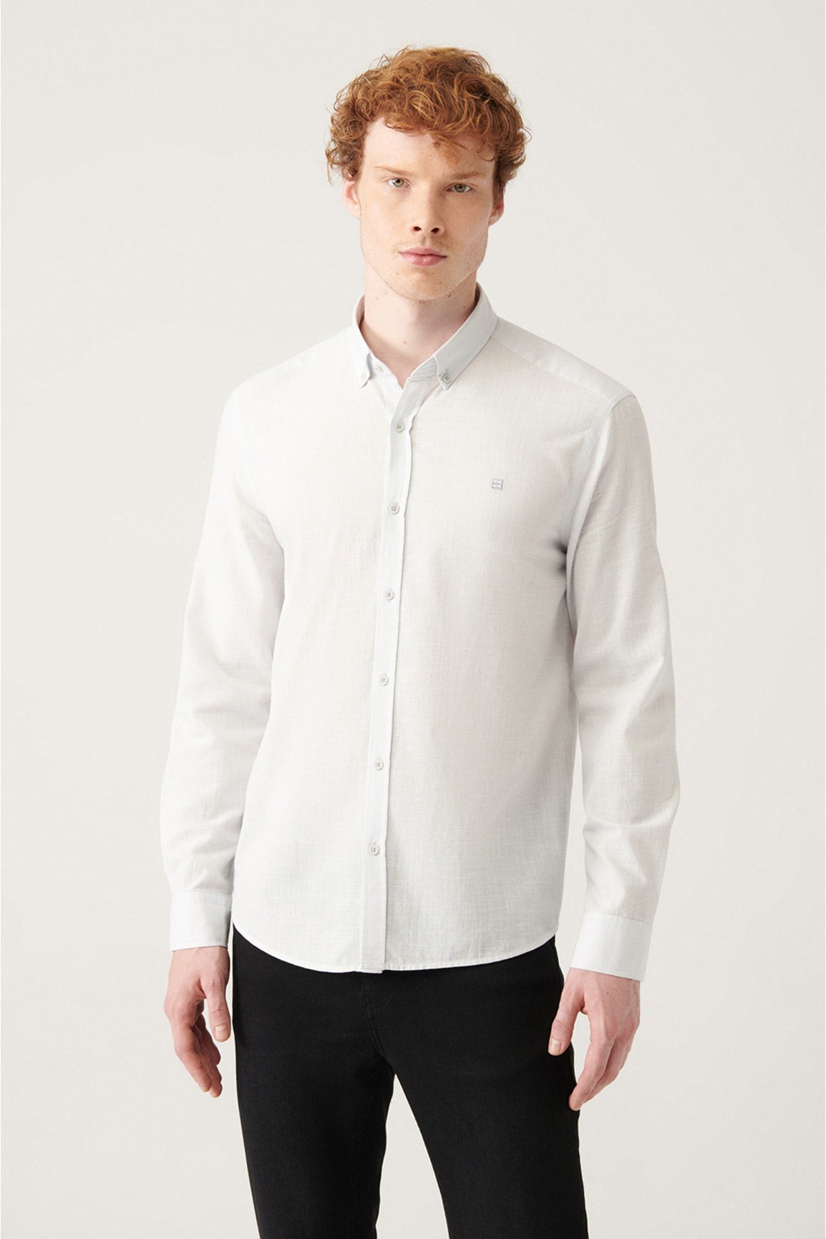 Gray button collar comfort fit 100 %cotton linen textured shirt E002141