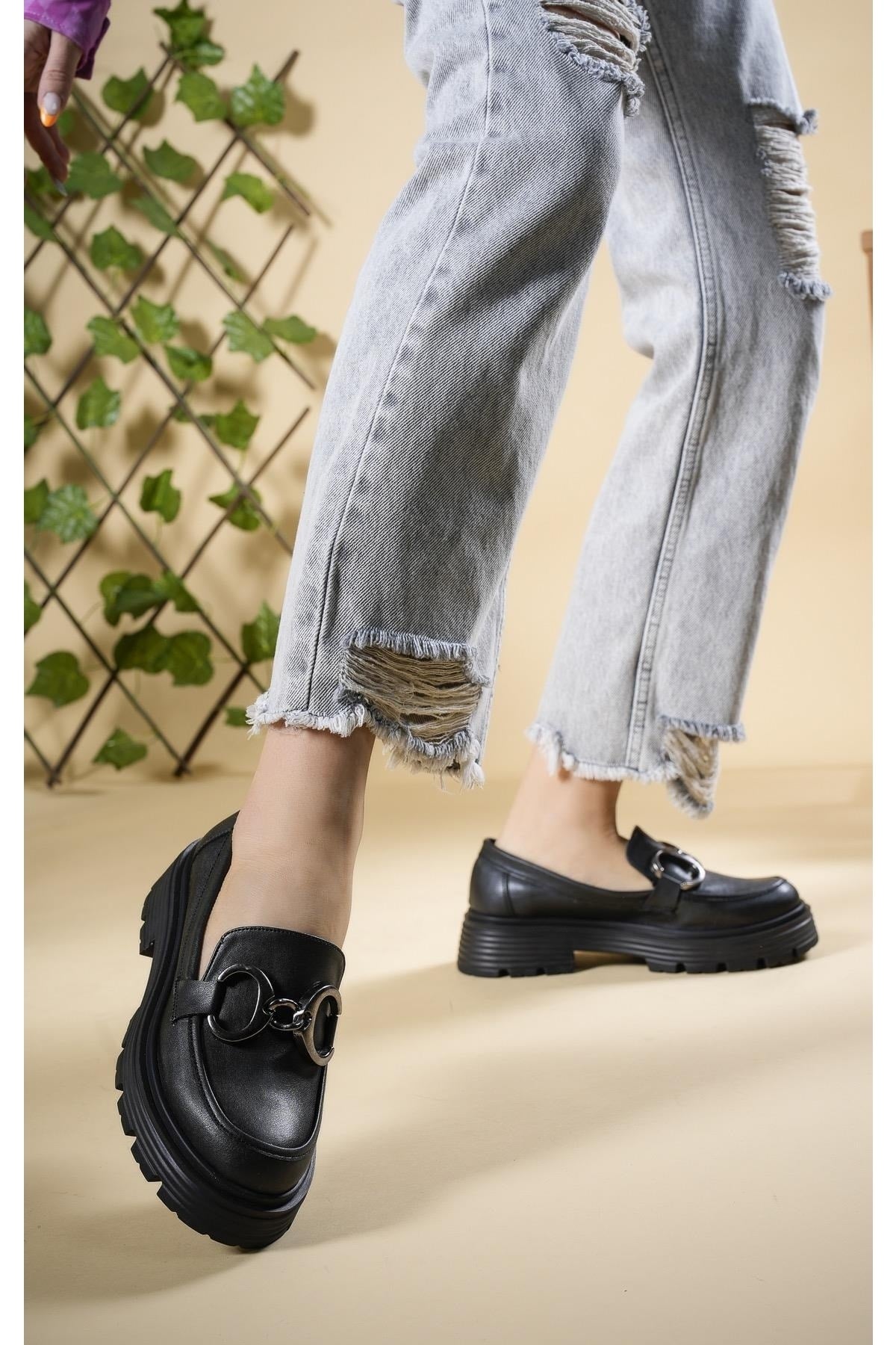 Woman Daily Loafer Shoes 00121900 Black Skin
