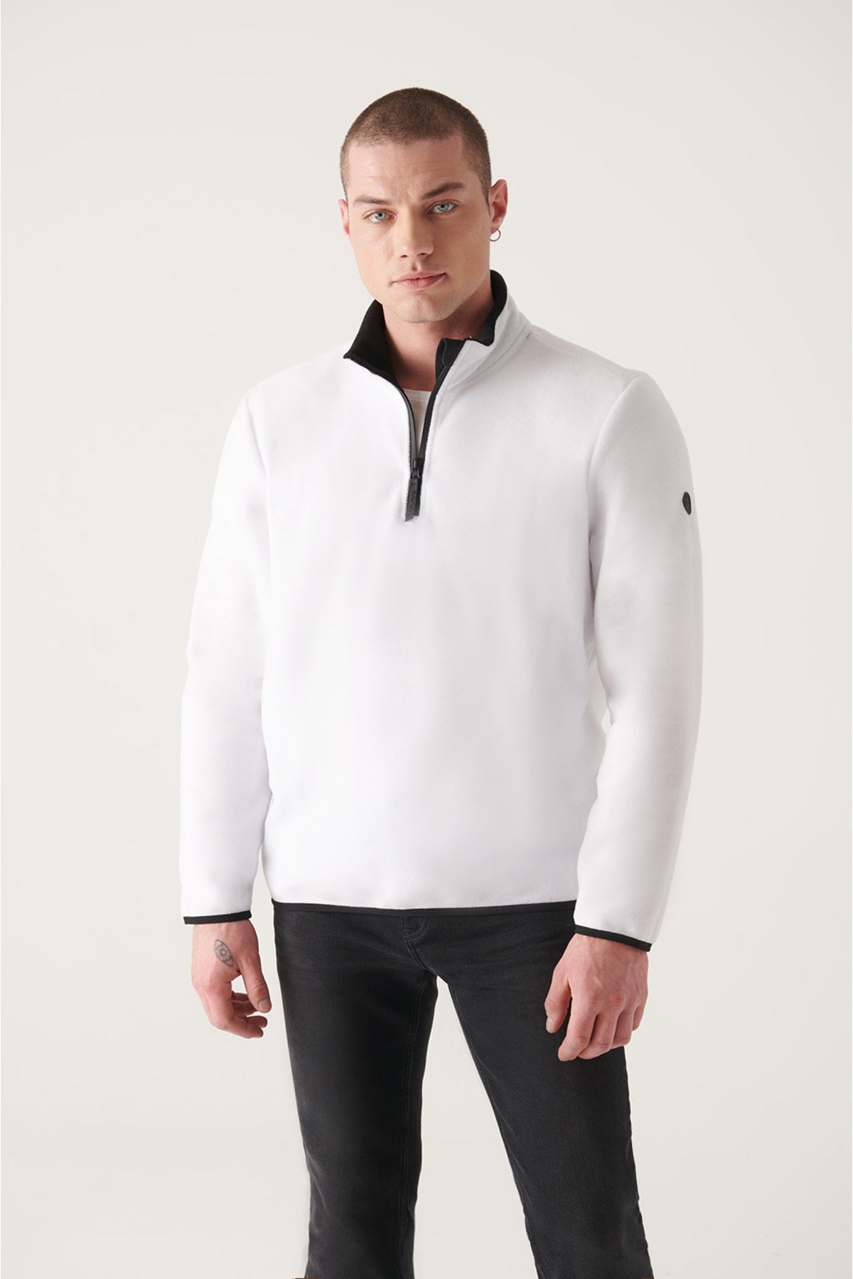 White Içi and Outside Fleece Frameless Half Zippered Red Collar Regular Fit Polar Sweatshirt
