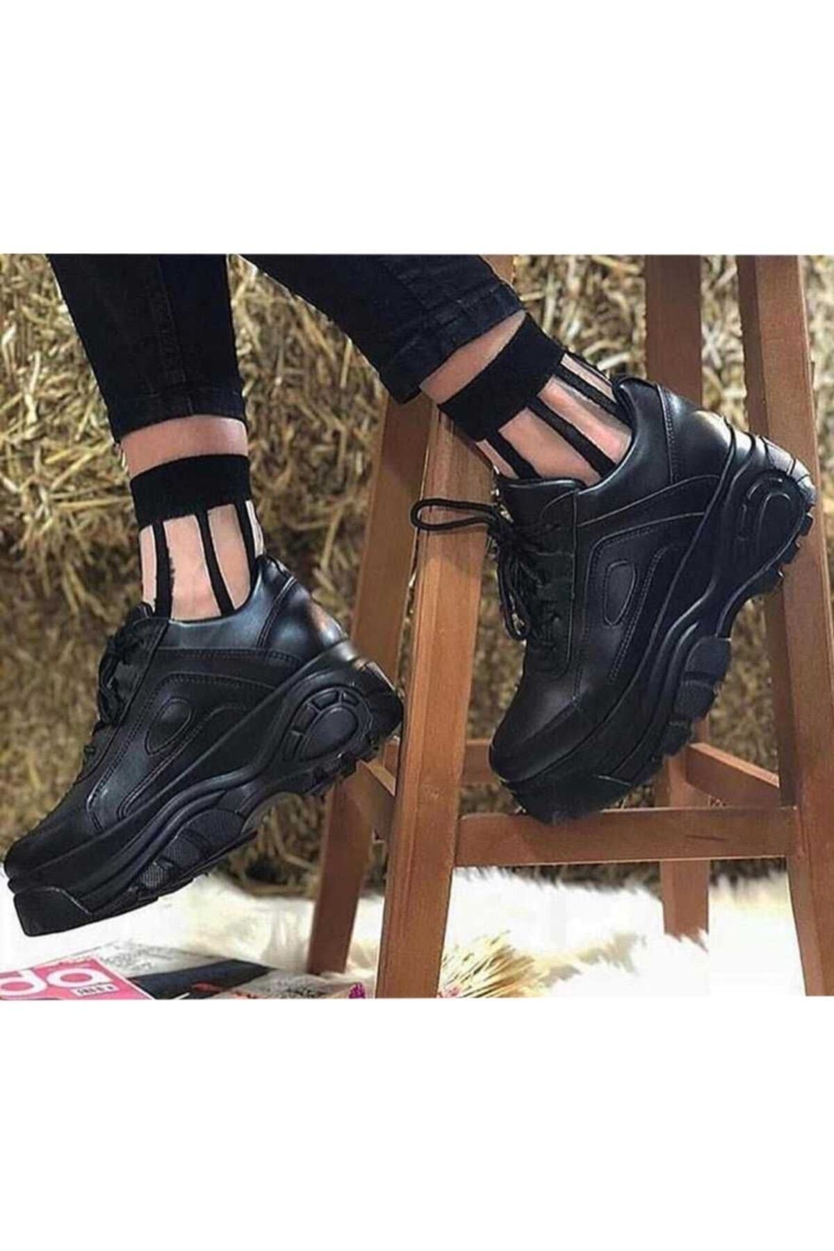 Woman Black High Base Sport Shoes