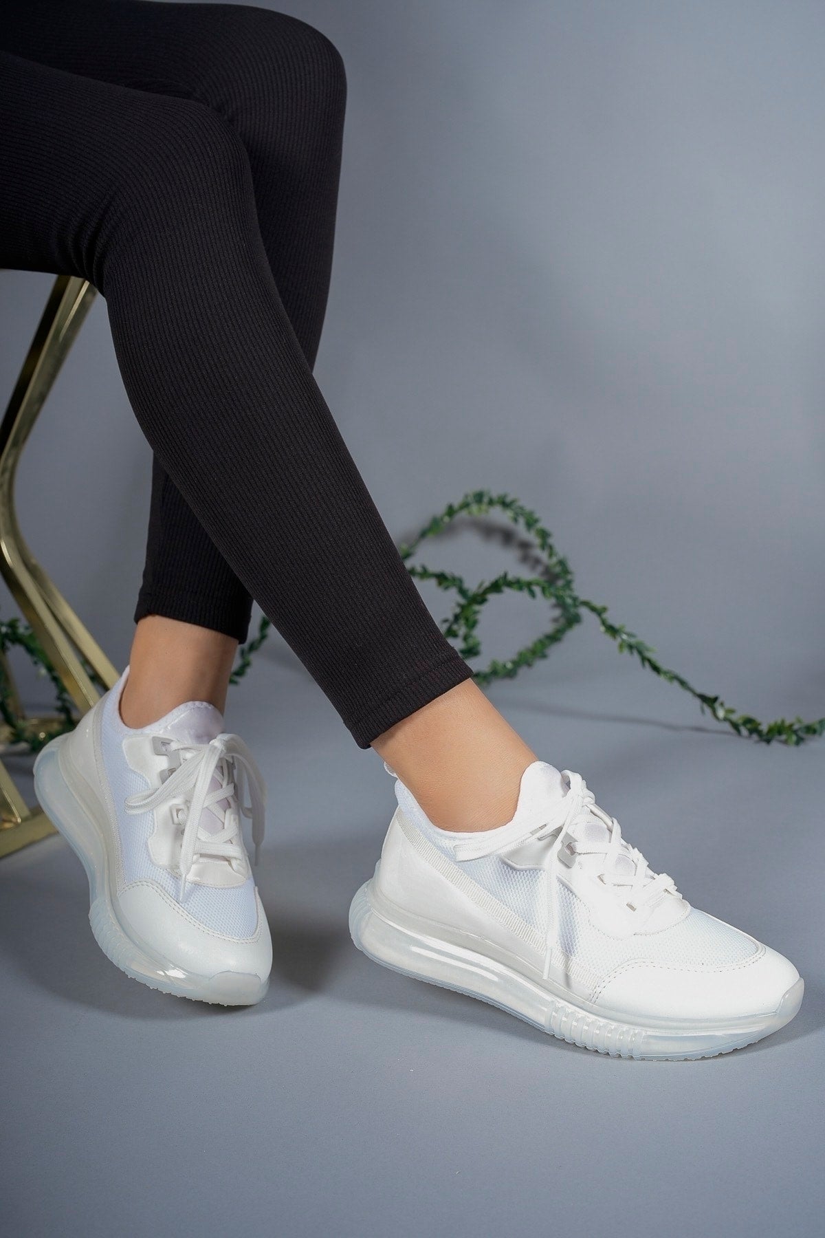 Woman Sneaker 0012161 White