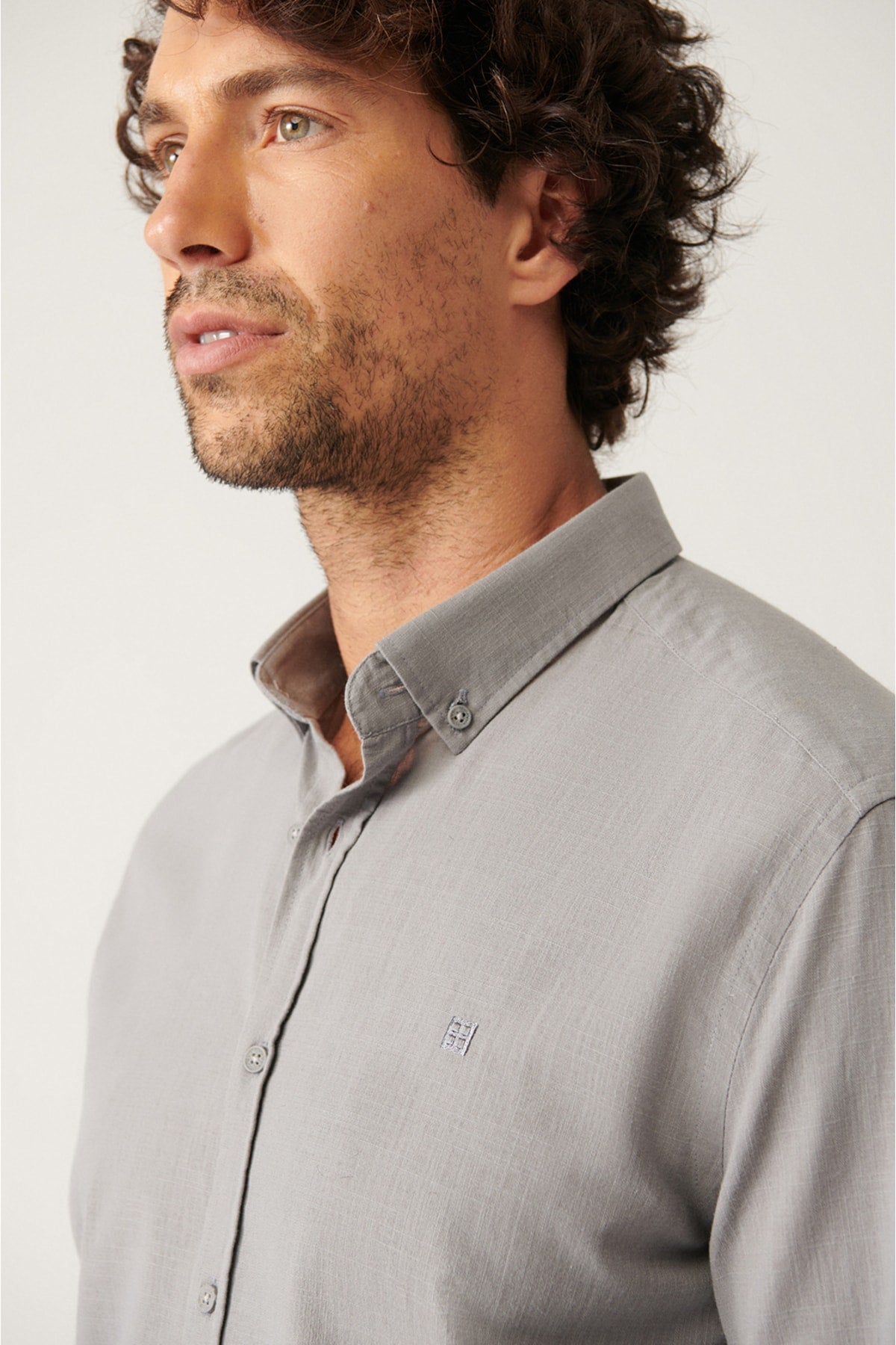 Anthracid buttoned collar comfort fit 100 %cotton linen textured shirt E002141