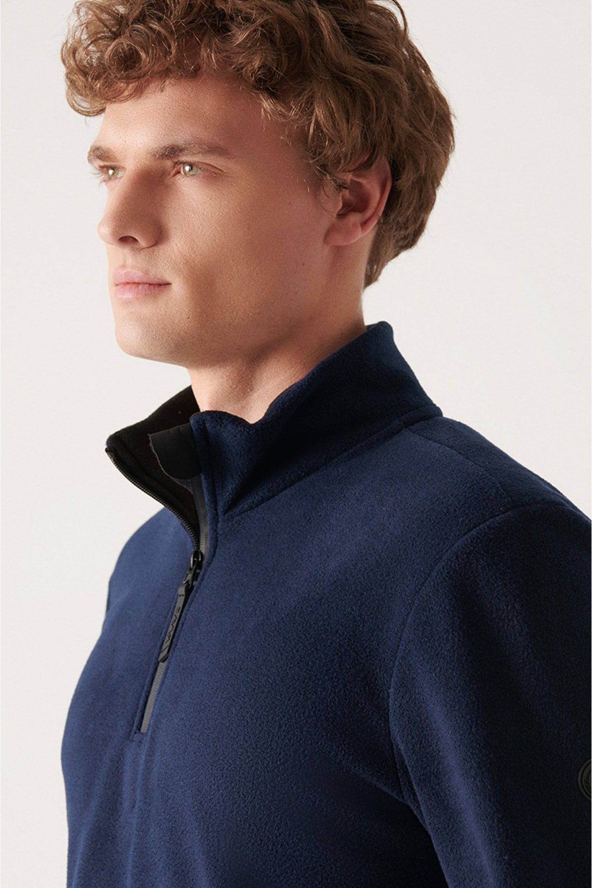 Navy Blue and Outside Fleeo Frameless Half Zippered Red Collar Regular Fit Polar Sweatshirt