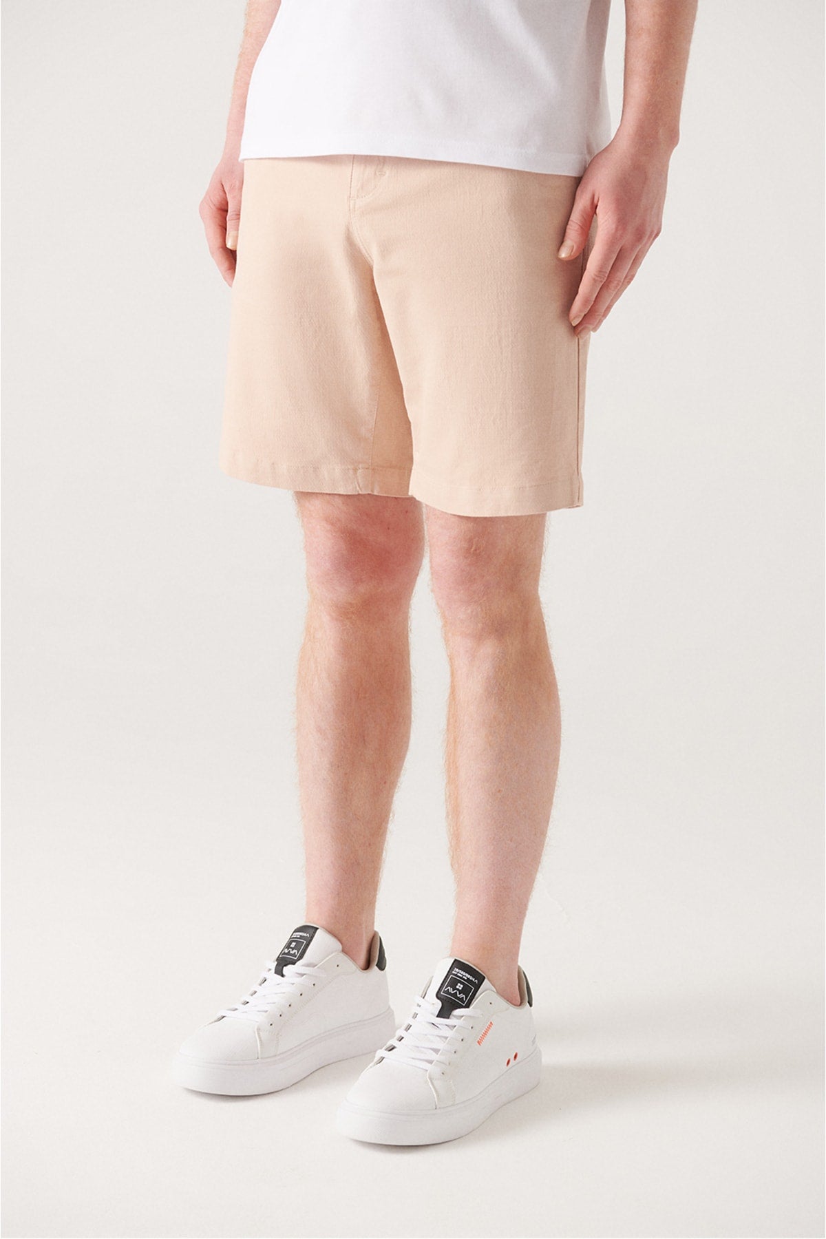 Men's beige textured cotton shorts A21y3610