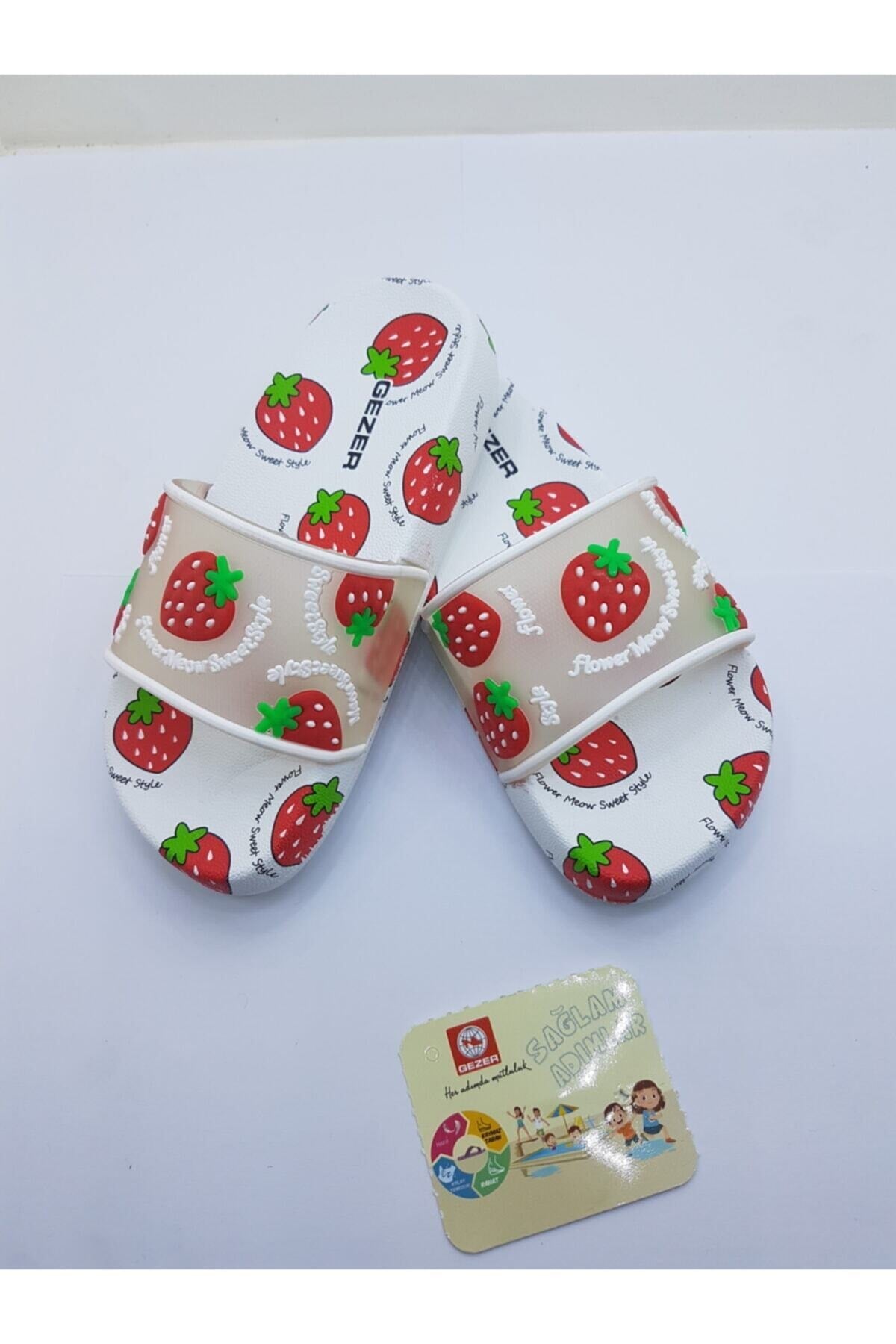 Children's strawberry patterned slippage base slippers