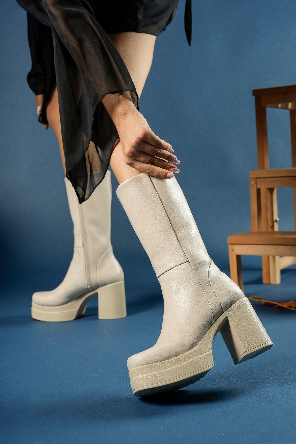 Beige Skin Woman High Heels Boots 0012690