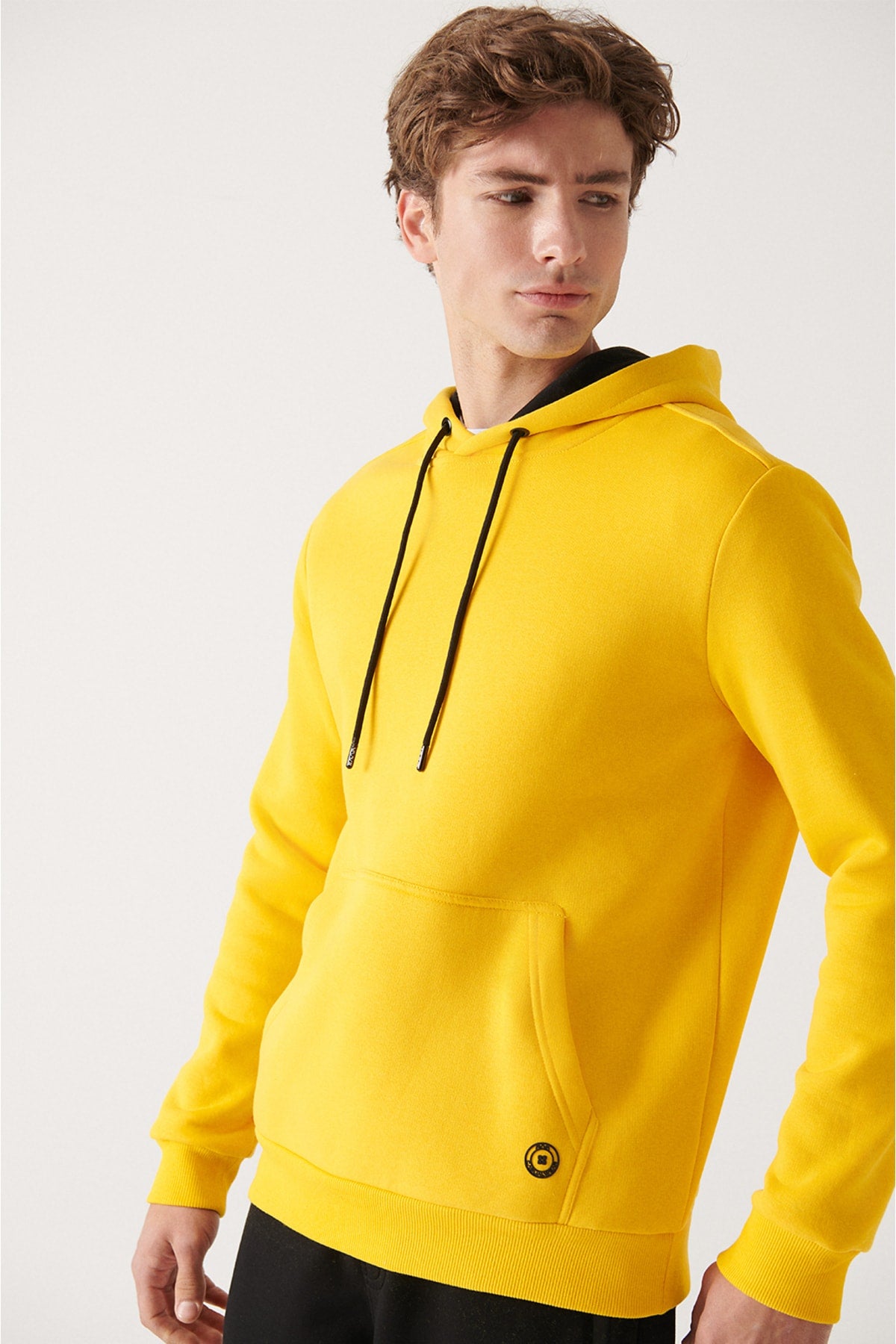 Men's Yellow Basic Sweatshirt E001018