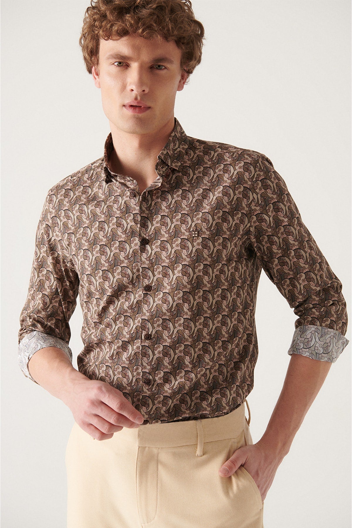 Men's Brown Abstract Patterned 100 %Cotton Slim Fit Shirt A22Y2001