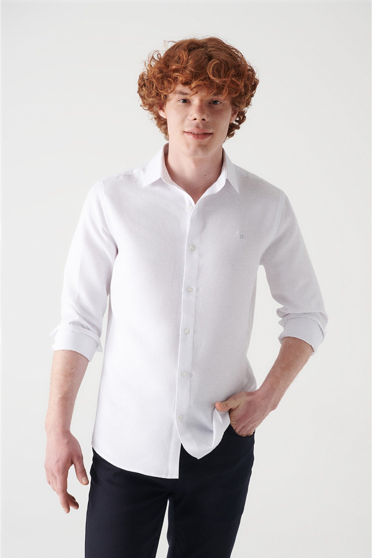 Erkek Beyaz Armürlü Pamuklu Slim Fit Gömlek A22Y2101