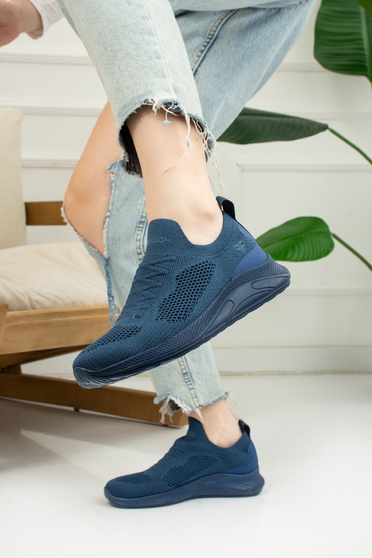 ALLYUUP DAILY Unisex Sneaker Slip-On Breathing Light Walking Lace Flexible Sports Shoes 041F