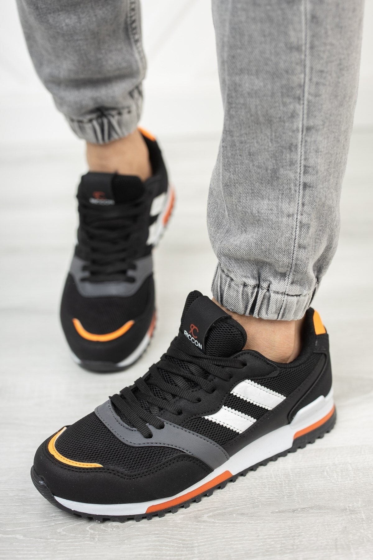 Unisex Black Orange Sneaker 0012863