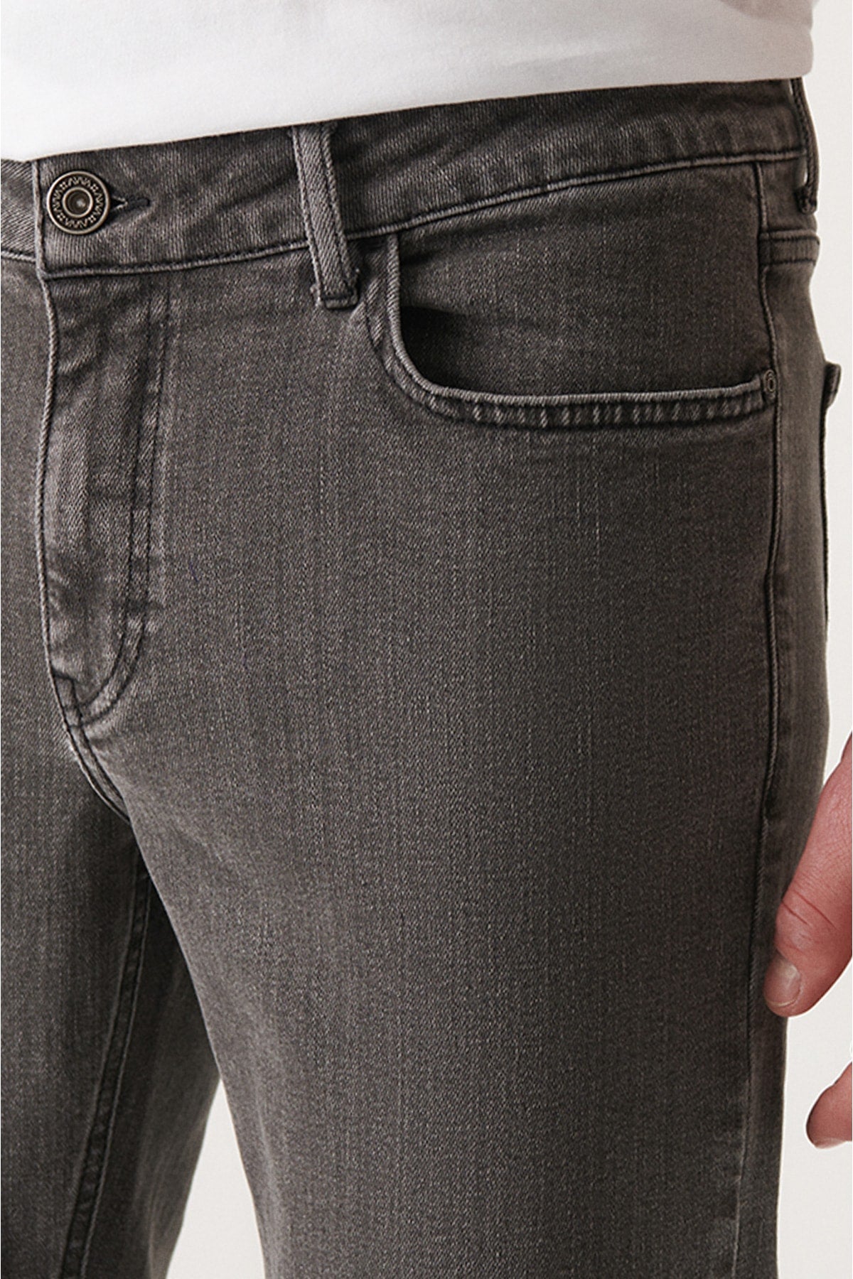 Men's Gray Obedness Washing Lylim Slim Fit Jean Pants E003539
