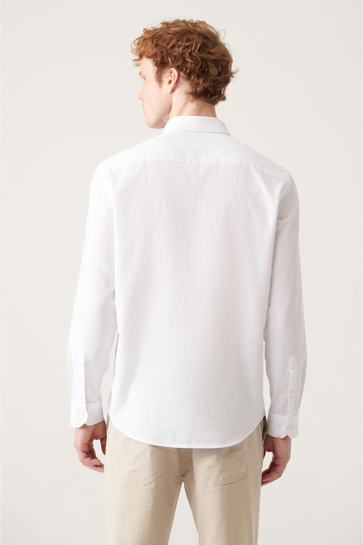 White button collar comfort fit 100 %cotton linen textured shirt E002141