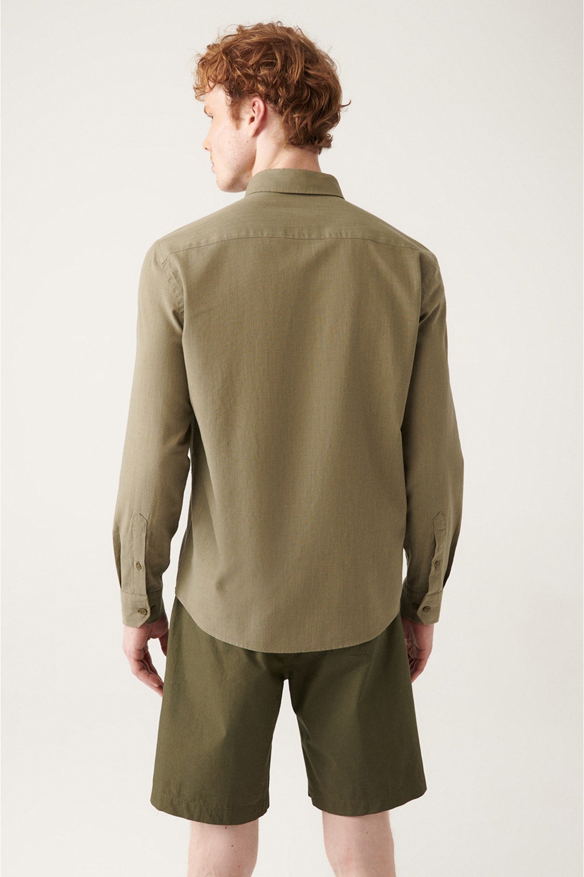 Khaki button collar comfort fit 100 %cotton linen textured shirt E002141