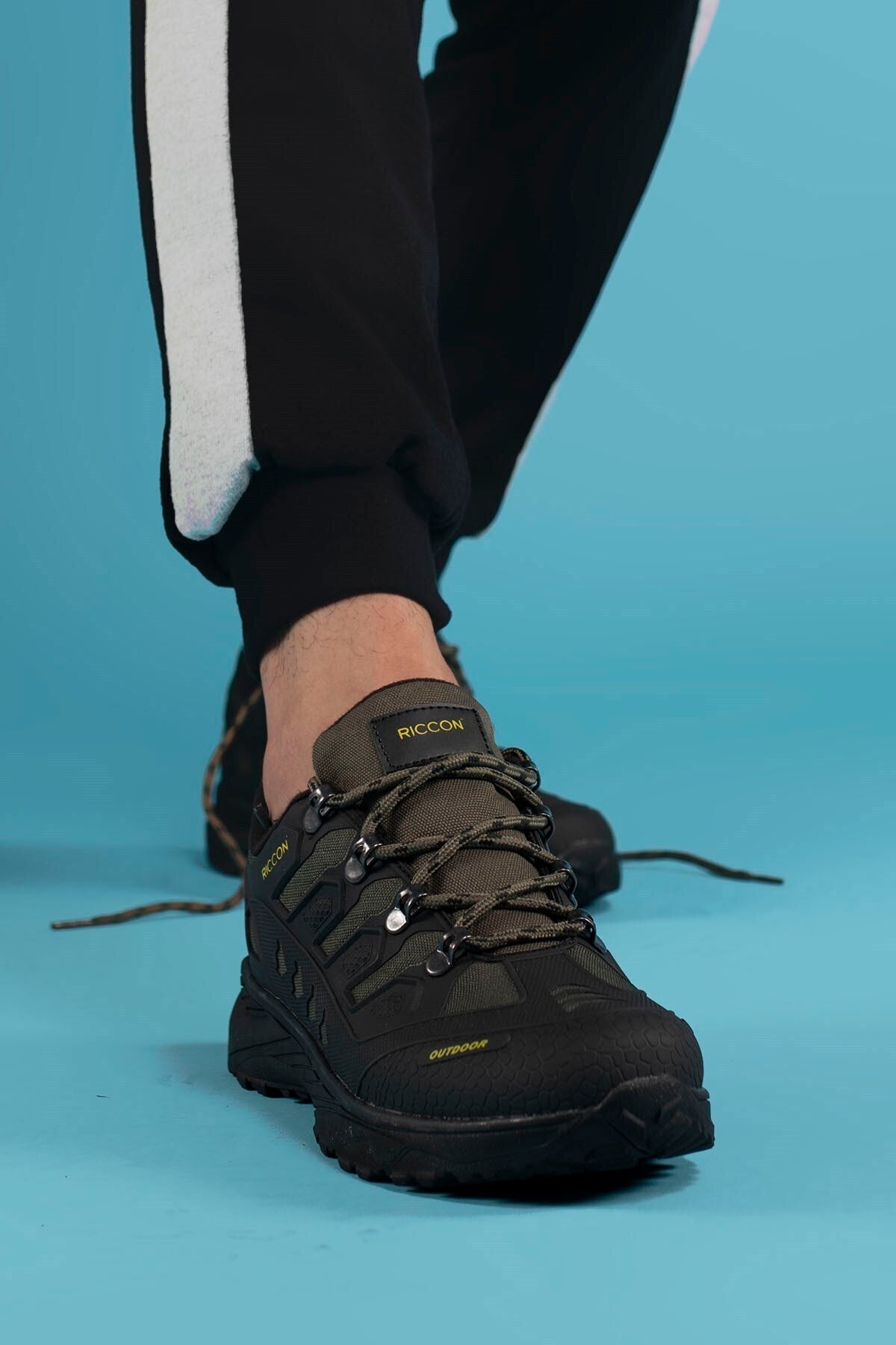 Khaki Unisex 3d Rubber Trekking Shoes 00128070