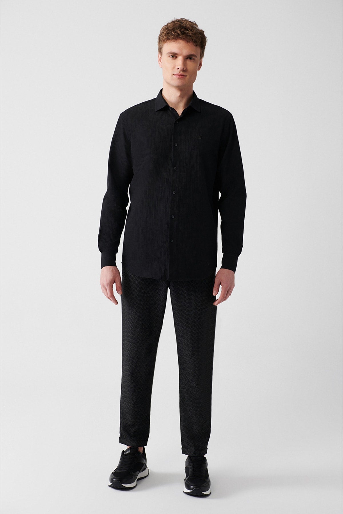 Men's black classic collar wafer cotton slim fit shirt E002068
