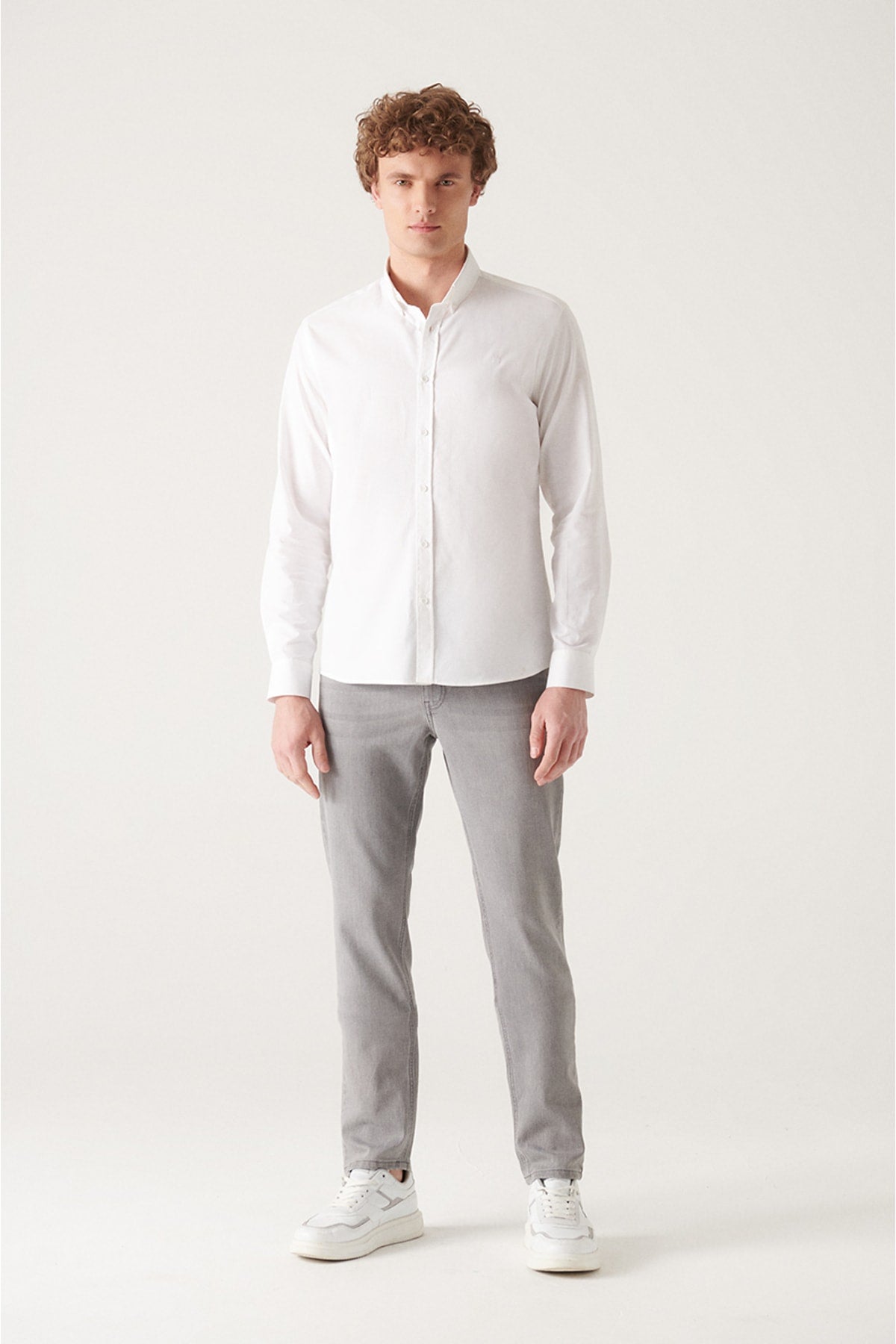 Erkek Beyaz Oxford %100 Pamuklu Regular Fit Gömlek E002026
