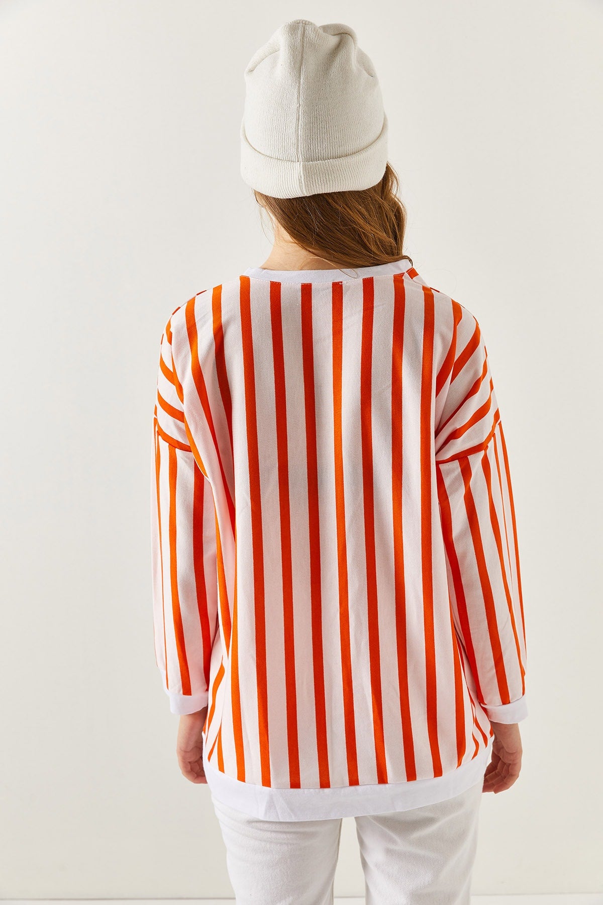 Woman Orange striped round collar overwheel Sweatshirt ARM-221191